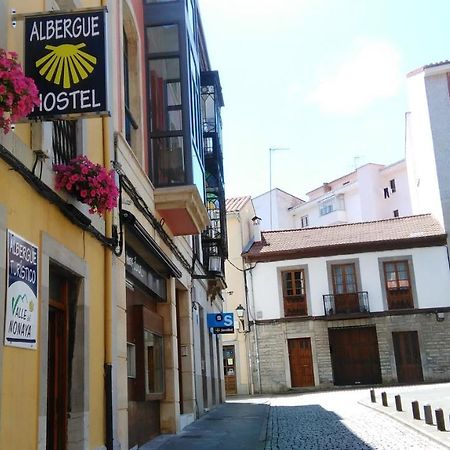 Albergue Valle Del Nonaya Salas  Εξωτερικό φωτογραφία